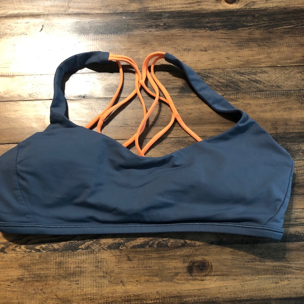 Lululemon Free to Be Zen bra